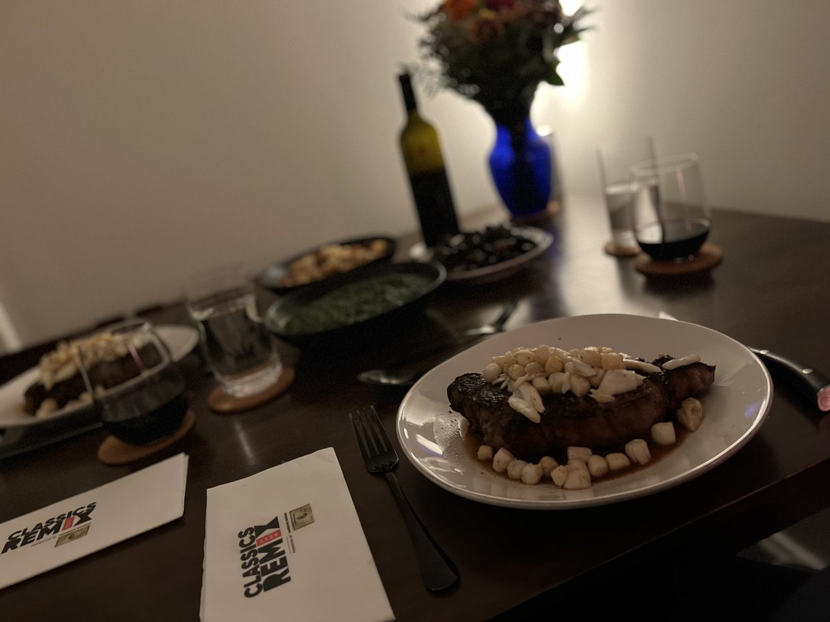 Nice pick <a href="/dhmeyer/">Danny Meyer</a>!! 😋🥩🍤 

#classicsremix from <a href="/resy/">Resy</a> and <a href="/sparkssteak/">Sparks Steak House</a>!