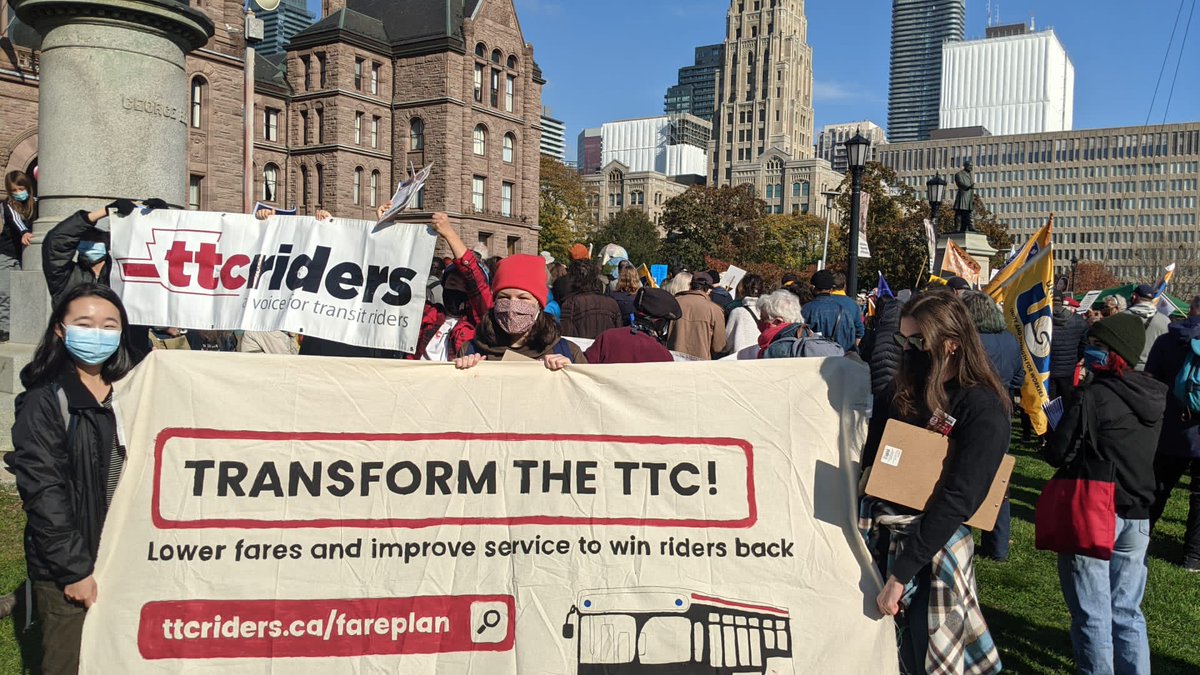 ttcriders's tweet photo. At the global climate justice march. Public transit funding is a climate solution! Take action here: https://t.co/fI5IweBly2 
#TTC #TransformTheTTC https://t.co/H56Z1uA8x8