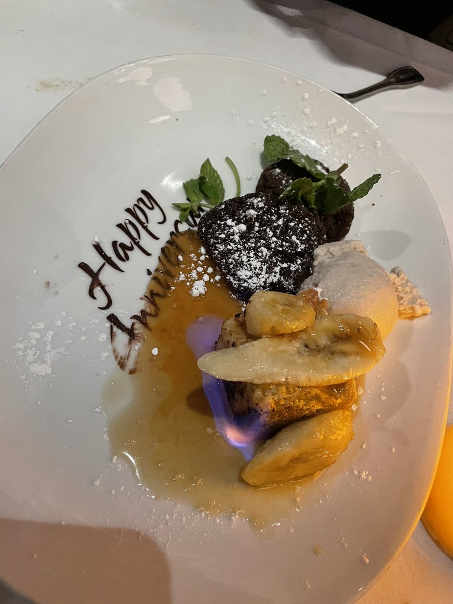 MrsAlcoces's tweet photo. My self care this weekend. Spending much needed time with my soulmate as we celebrate 10 years of wedded bliss. So many obstacles we overcame but so many of our dreams made true because we did it together. https://t.co/udHtoIzuyj