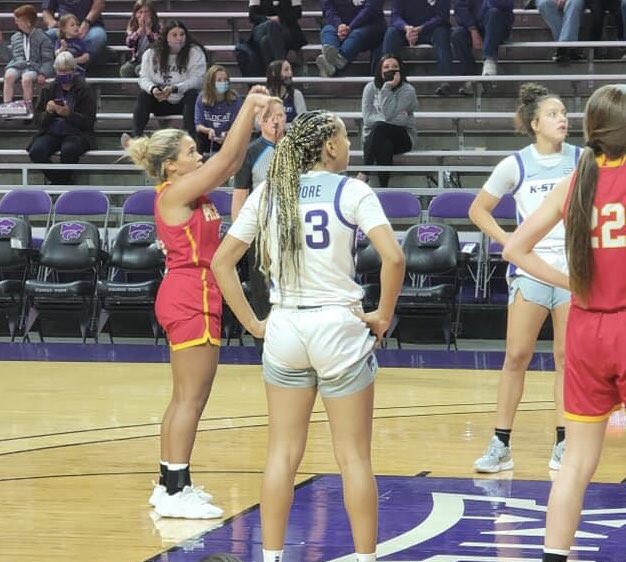 JodieKarsak's tweet photo. Heart is FULL watching these ladies making it happen!! #proudcoach #stilluncommon https://t.co/PRJ4Y3H9oe