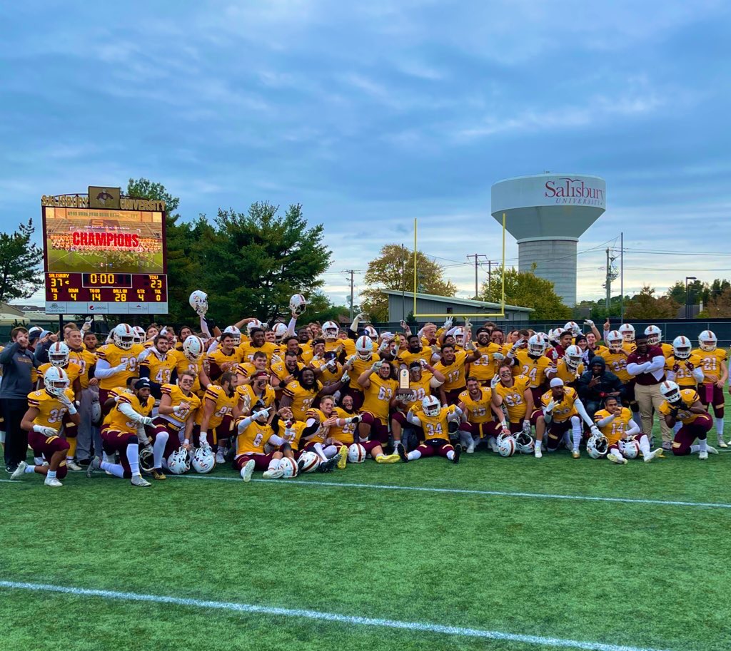 BACK 2 back 2 BACK Champs!

Tradition never graduates!

#GoldPride #GoGulls