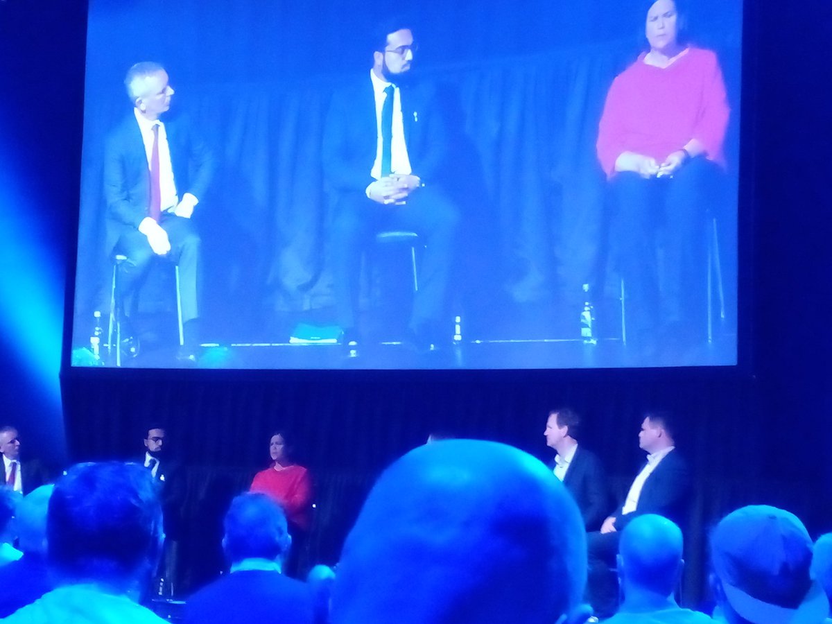 kennethhenry99's tweet photo. Great to be in the Mansion House today  for an insightful discussion on a United Ireland. 

@nealerichmond 
@IrelandsFuture https://t.co/lEQthavghm