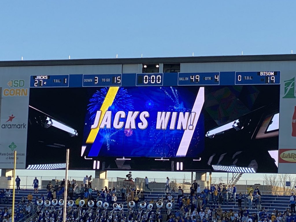 KELOannap's tweet photo. The #Dakotamarker is staying in Brookings! #gojacks #runmooserun https://t.co/hNYgxS4bR0