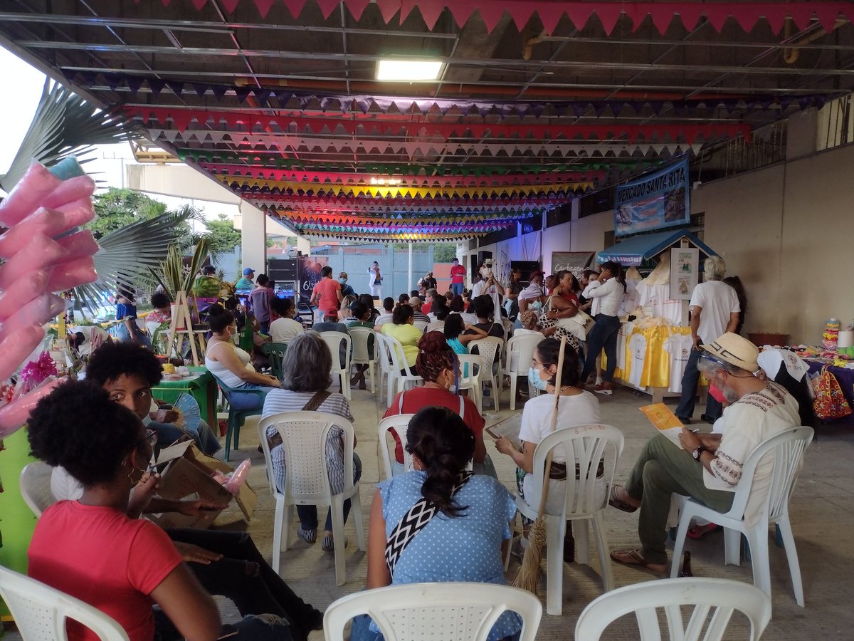 CartagenaClave's tweet photo. Estamos es salsa, estamos en Santa Rita #YoSoyCartagenaEnClave
#EnSantaRitaMeQuedo https://t.co/VYdHjpNAZm