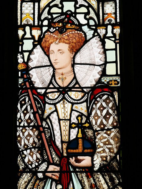 Stained glass of Henry VII, Henry VIII, Edward VI & Elizabeth I from Rochdale Town Hall 👑 #henryvii #henryviii #edwardvi #elizabethI #tudors #houseoftudor #stainedglass #rochdaletownhall