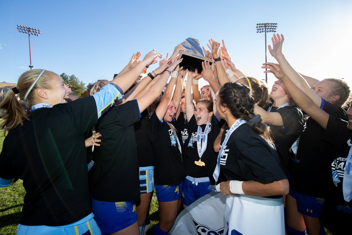 GoJacksSoccer's tweet photo. No better feeling.

We are 𝘾𝙃𝘼𝙈𝙋𝙄𝙊𝙉𝙎! 🏆 https://t.co/vzNiLjAc2p