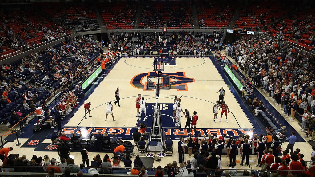 USI Basketball tweet media