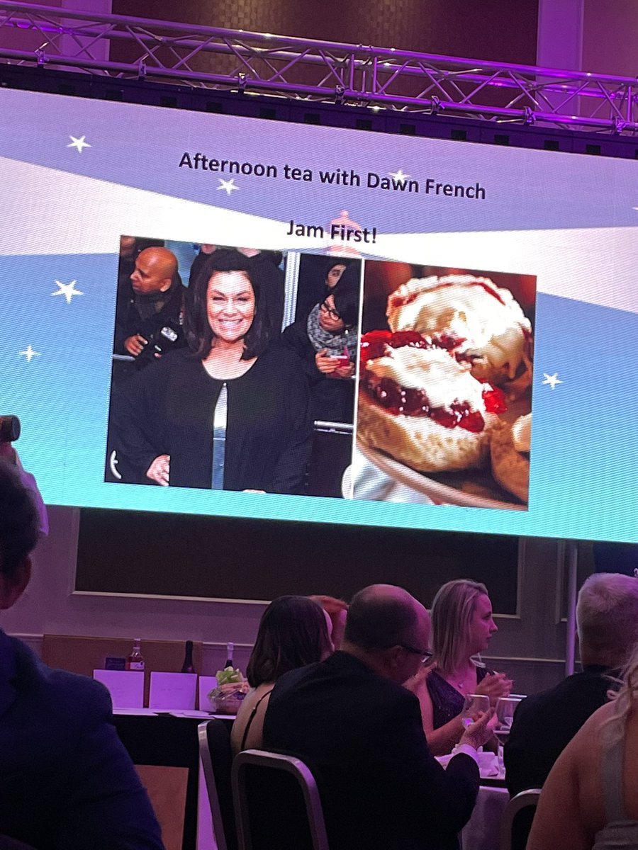 £3500 bid for afternoon tea with <a href="/Dawn_French/">Dawn French 💙🔴🏳️‍🌈🇺🇦🇵🇸</a> <a href="/Plymouth_Live/">Plymouth Live</a> well done #Plymouth #PlymouthTogether 💜💚💚💚💚💚💜