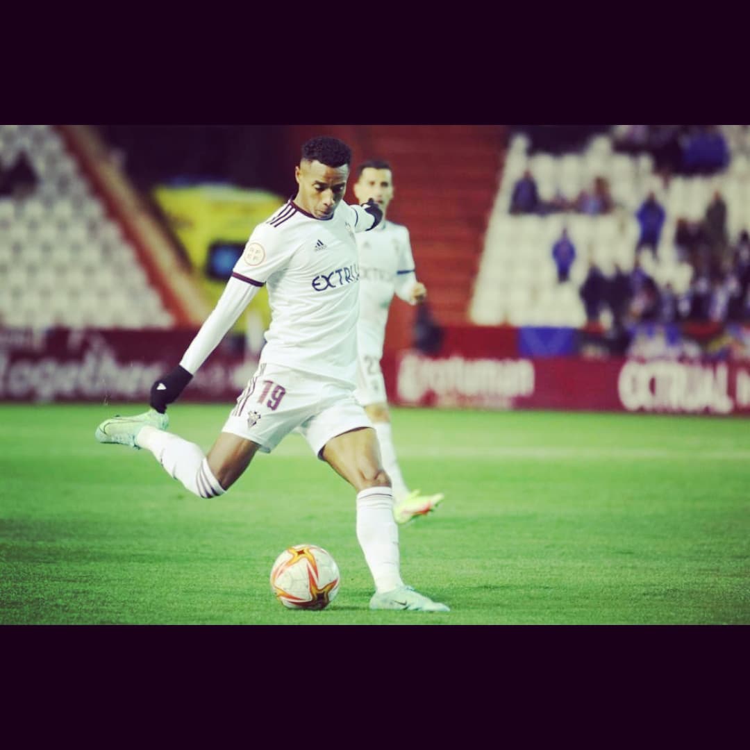 JeissonM9's tweet photo. Orgulloso de mi equipo⚽️🦇❤ https://t.co/c1QKwiVC6q