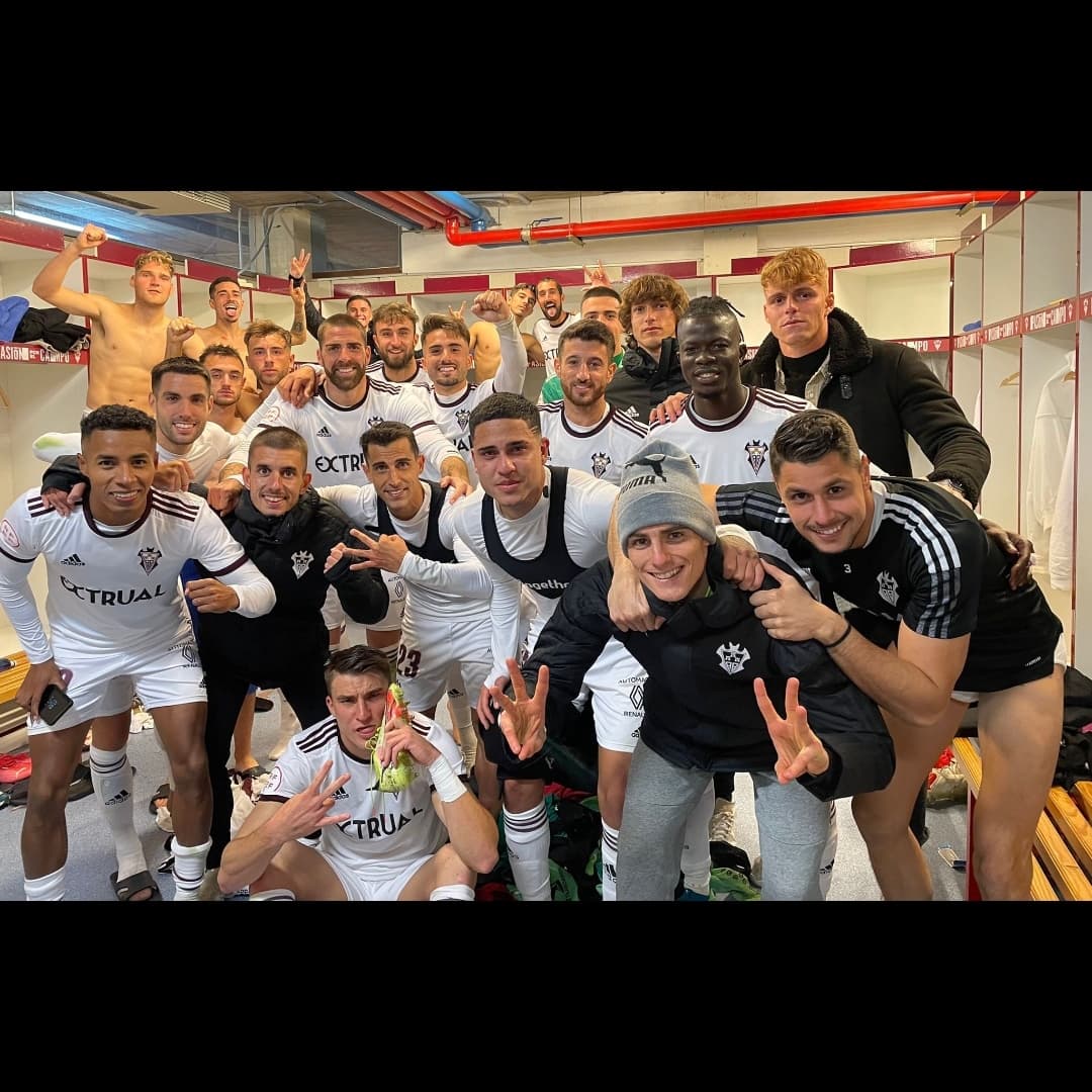 JeissonM9's tweet photo. Orgulloso de mi equipo⚽️🦇❤ https://t.co/c1QKwiVC6q