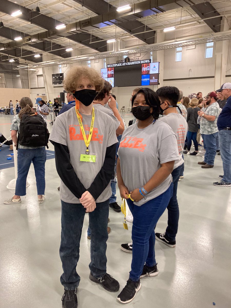 DHSrobotEx's tweet image. WE MADE IT TO FINALS!! #demodaze #montgomeryBEST #BESTrobotics2021