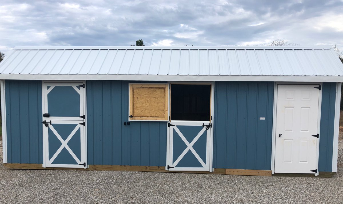 ShedHub's tweet photo. Today's featured building.   

https://t.co/wtwHwSu4KY

#shedhub #shedhubdotcom sheddealer #shedbuilder #horsebarn  #horseshed #animalshed #custombarn #shedsforsale #shedsofkentucky #barnsofkentucky https://t.co/6wfqZFS8dP