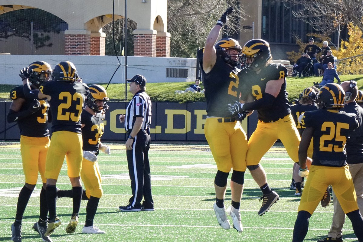 gustiefootball's tweet photo. GO GUSTIES

#GET23 #gogusties https://t.co/5THCmm1gbD