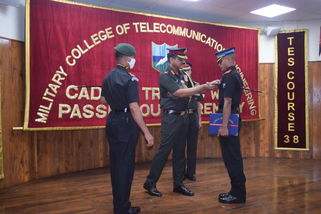 artrac_ia's tweet photo. #PowerThroughKnowledge
Passing Out Ceremony of TES-38 conducted at #CTW, #MCTE with elan on 06 Nov. The course performed exceedingly well in academics, Outdoor training and extra curricular activities. Six Foreign Gentleman Cadets are also part of the course.
#StrongAndCapableIA https://t.co/2HvjQej0BE