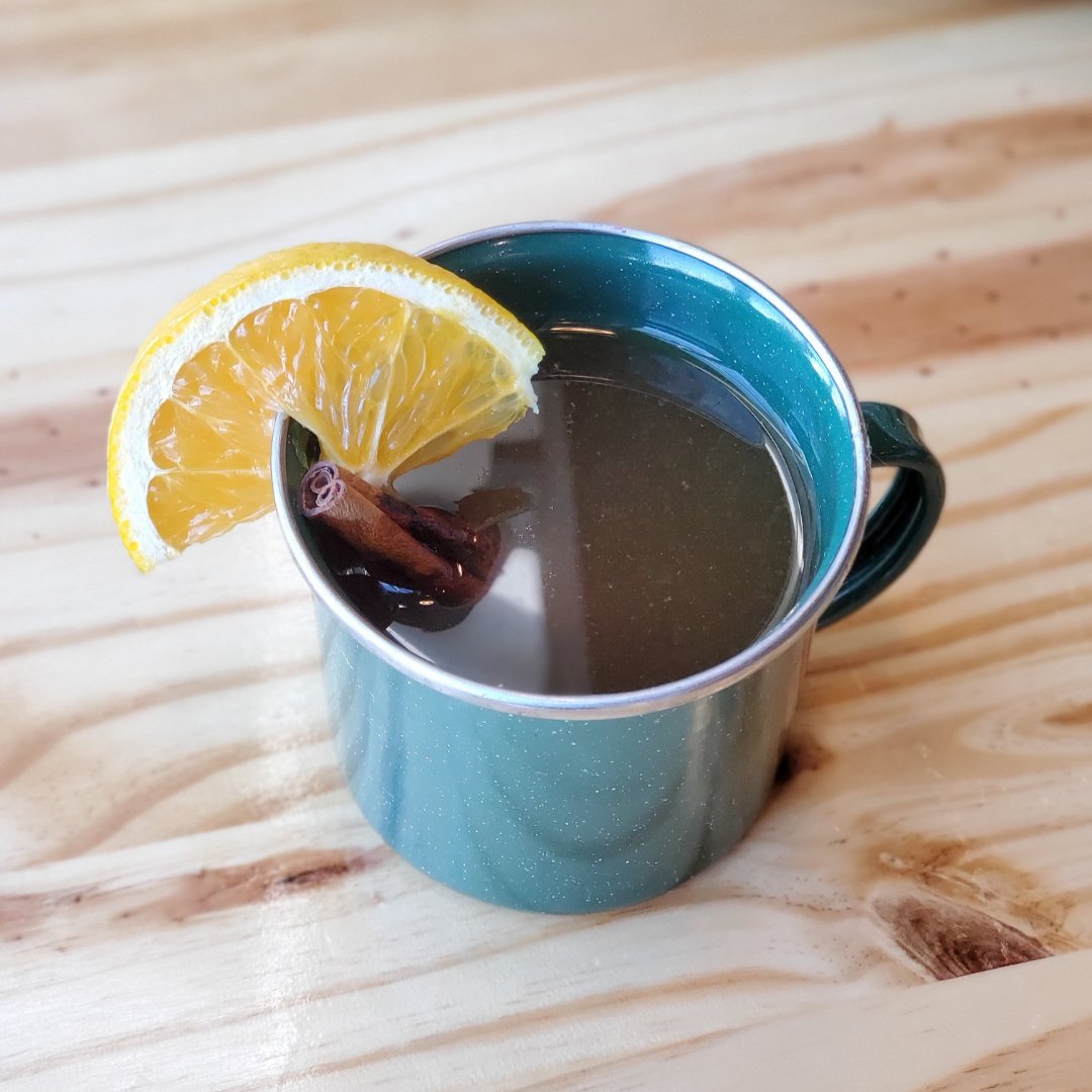 EndeavorBrews's tweet image. 🌡The nights are getting cooler and we have just the thing to keep you warm! Check out our Bourbon &amp;amp; Mulled Cider now on the menu!

#bourbon #servedhot #fallnights #endeavordistilled #drinkupcolumbus #asseenincolumbus #cbus #614living