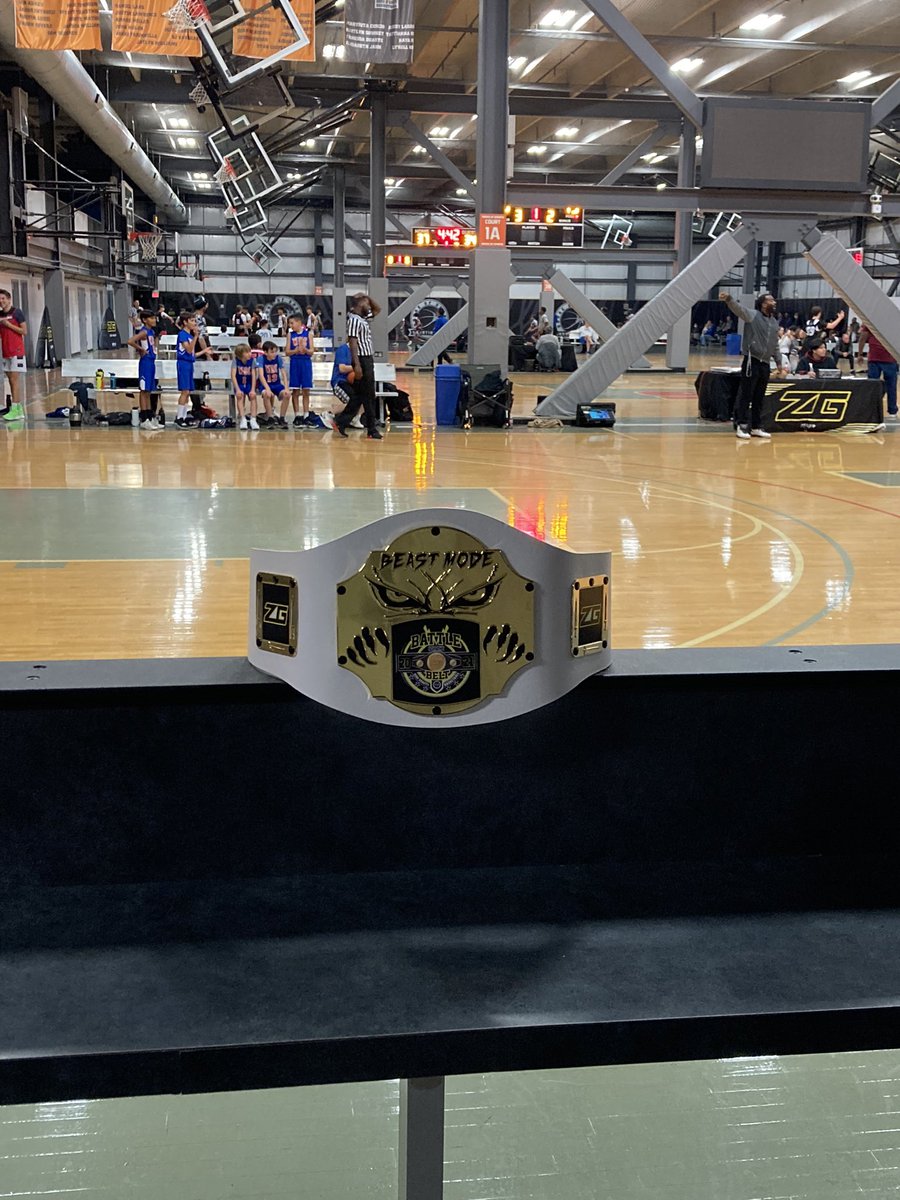 RyanM_ZG's tweet photo. The entire fall season has led up to these next 2️⃣4️⃣ hours! ⌛️⌛️⌛️

Things are starting to HEAT UP at #ZGBelt 🔥🔥🔥

Who is going to take home a belt tomorrow afternoon⁉️ 🚀📈 https://t.co/G056DzbsXj