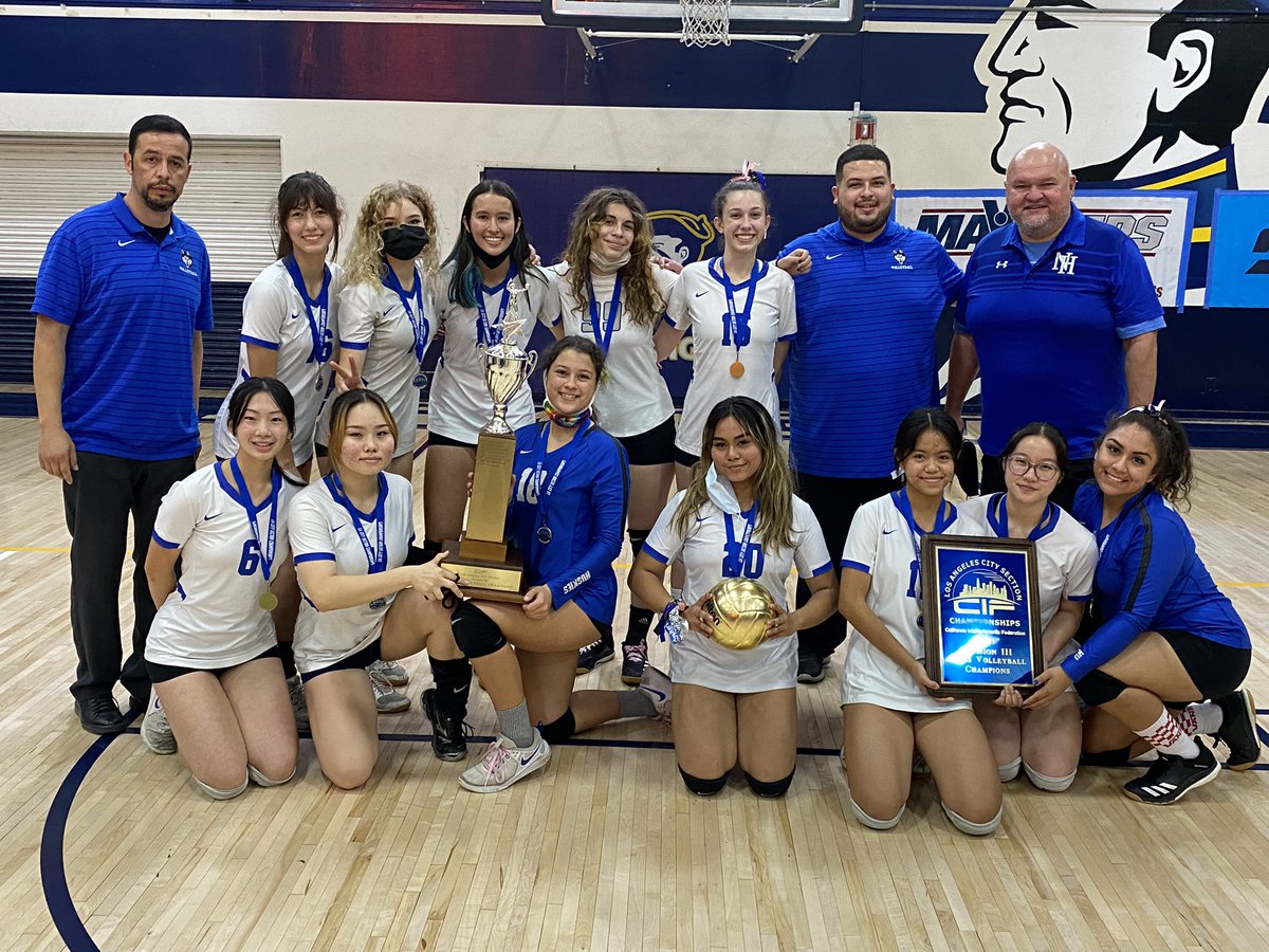 CIFLACS's tweet photo. GIRLS VOLLEYBALL Division III Final: 🏐🏆

North Hollywood 3 Foshay 0

25-18, 25-11, 25-13

Congratulations to the Lady Huskies on their first ever City title! 👏👏 https://t.co/HfvXSZqUUc