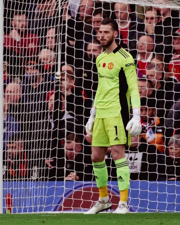 Happy birthday David De Gea!!
Thankfully the only defense Manchester United has got.   