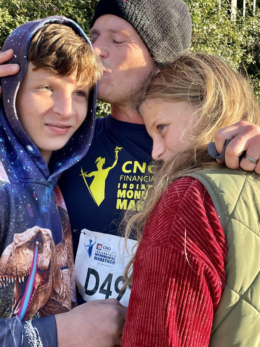 barryrager's tweet photo. I ran and finished my first marathon today! That’s 26.2 freakin’ miles, ya’ll! Thanks to everyone who encouraged me throughout the route. A special thanks to Amy and the kids for enduring the countless hours of training. https://t.co/zDaYCUy7Sa