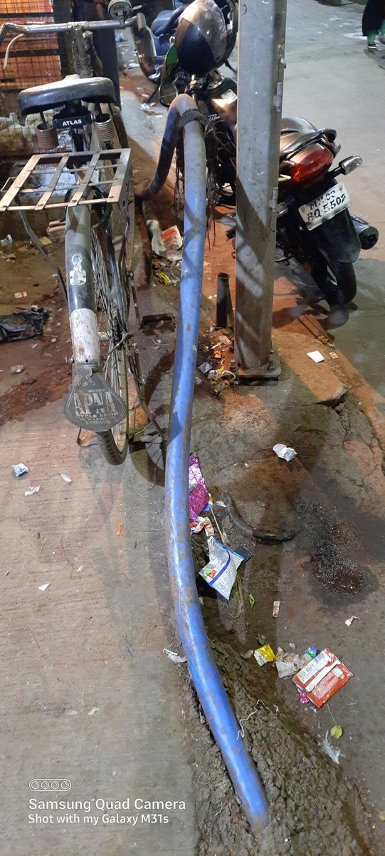 zohebsh11415062's tweet photo. LT cabel (torrent power)in kausa kadar palace is on the road but as per the rule it should be deep in the earth 3 feet.And it may harm people #torrent #MaharashtraGovernment #NDTV #TMC #uddhavThackeray #TV9News #indianfireservice https://t.co/QC71w5hHCQ