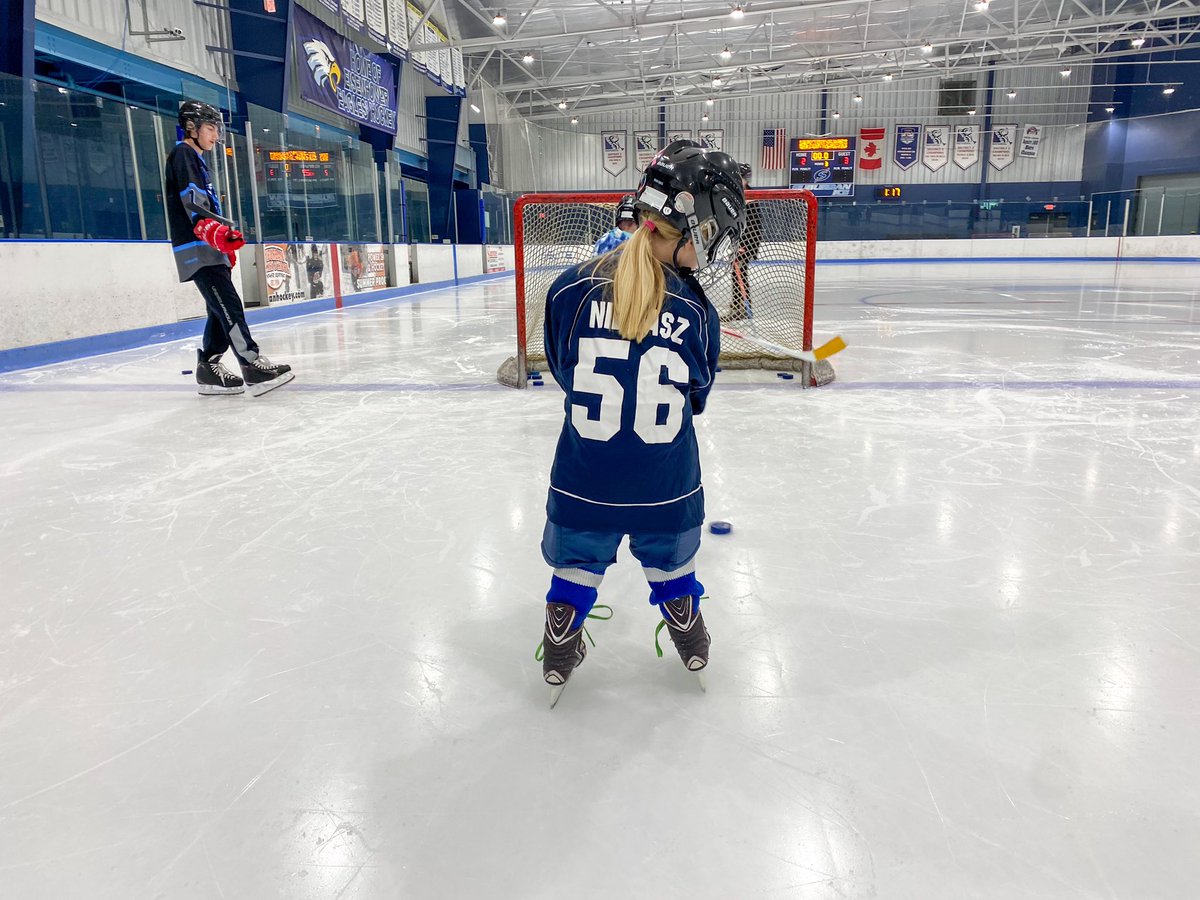 SuburbanIceMac's tweet photo. This is always one of our favorite days - #TryHockey for Free Day. We got to see kids take their first steps, learn to skate and score their first goals. A big THANK YOU to Anchor Bay High School and Romeo High School for volunteering! https://t.co/xYK1EcEfWk