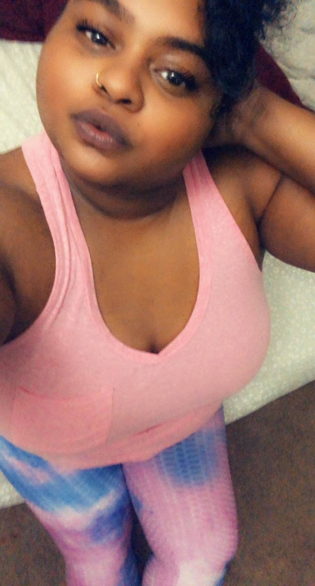AuntieKeedie's tweet photo. The Wealthy Auntie #WeekendsInTexas #BirthdayBehavior π₯°ππ https://t.co/iNBxJtbchP