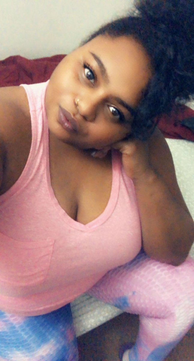 AuntieKeedie's tweet photo. The Wealthy Auntie #WeekendsInTexas #BirthdayBehavior π₯°ππ https://t.co/iNBxJtbchP