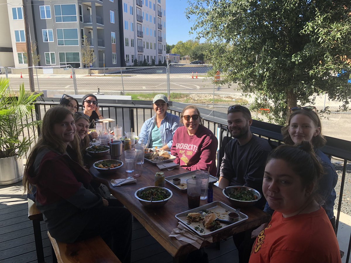 rubyoram's tweet photo. TXST public history graduate students helped clean up the historic Dunbar neighborhood this morning for the inaugural Harvey Miller Day of Service @DunbarHeritage @TXSTHistory @JustinMRandolph https://t.co/xyo9MRjst9