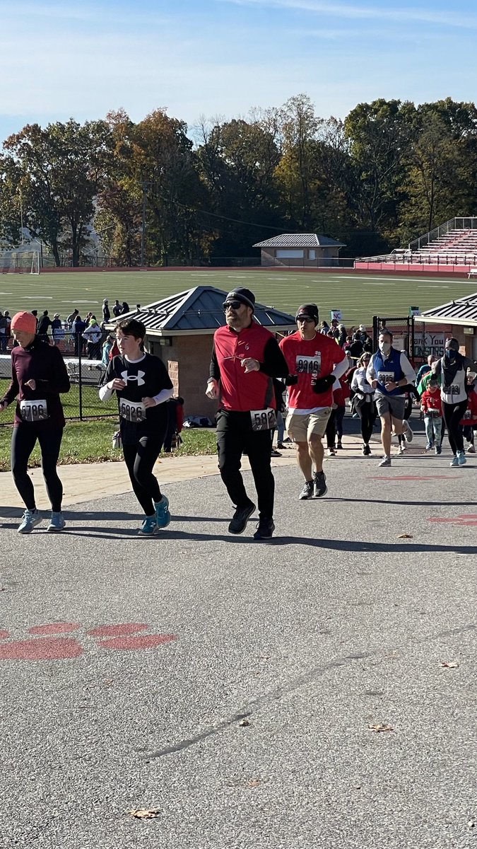 OJR RUN101 2021 was OJR STRONG today! Thank you all for supporting Best Buddies! If you look close enough, you might find OJR  Superintendent running the 5K race. #OJRAllTheWay ⁦<a href="/OJRSD/">Owen J. Roberts School District</a>⁩ ⁦<a href="/supt_ojrsd/">Dr. Will Stout</a>⁩ ⁦⁦<a href="/OJRHS/">Owen J. Roberts High School</a>⁩ ⁦<a href="/bestbuddies/">Best Buddies</a>⁩
