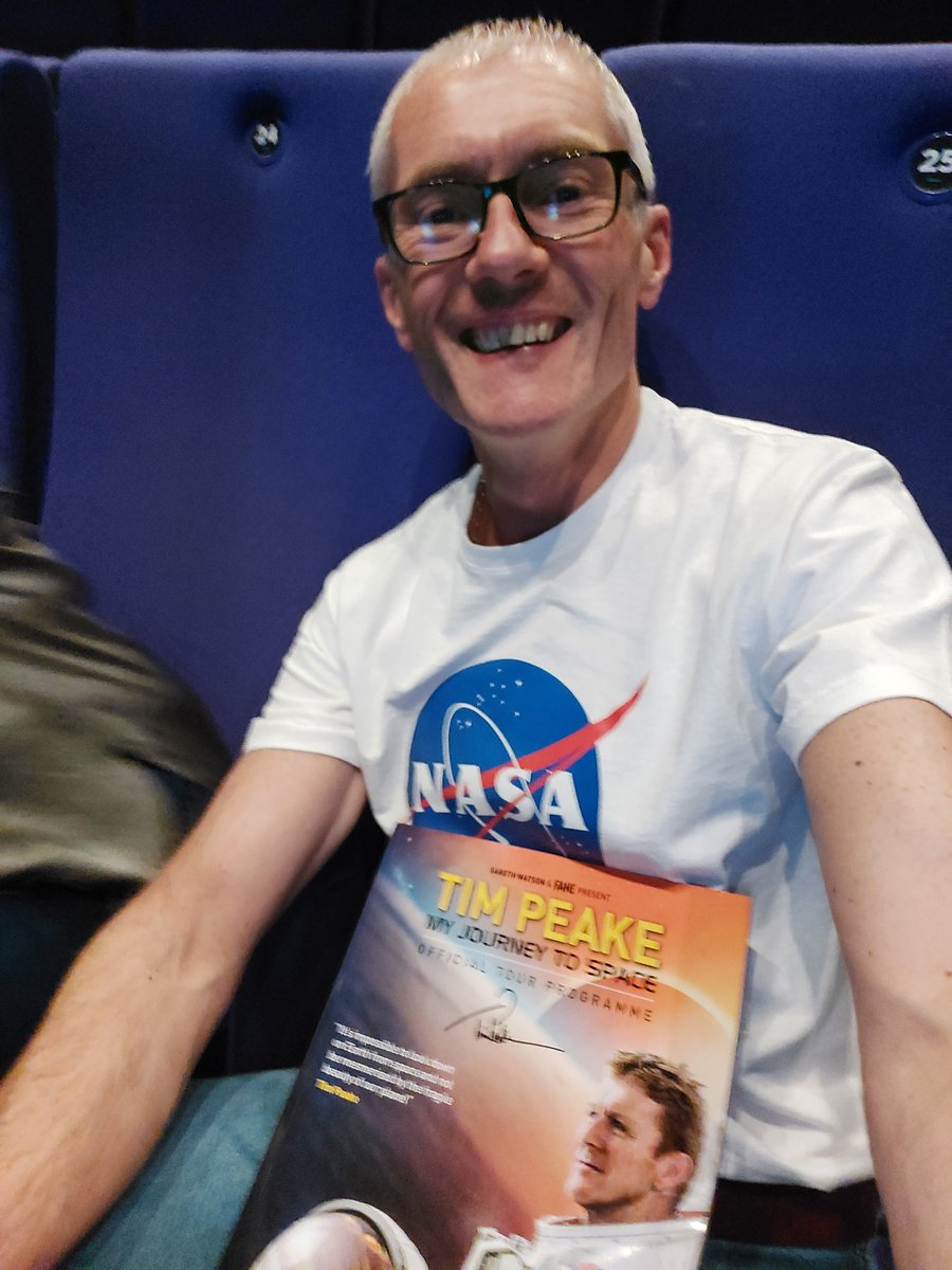 RickyMacca6's tweet photo. All set ready for @astro_timpeake #Astronaut #ISS 
Just hope I can get my t shirt signed https://t.co/tIy5I75Alo