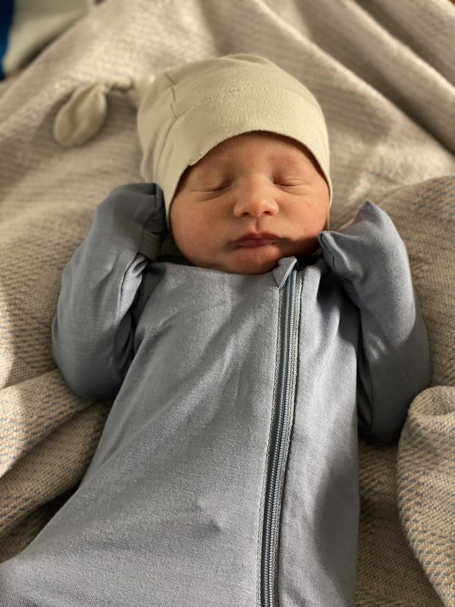 lindseyweaverrr's tweet photo. My sweet baby Benjamin 💙 https://t.co/KbGHNxBLaZ