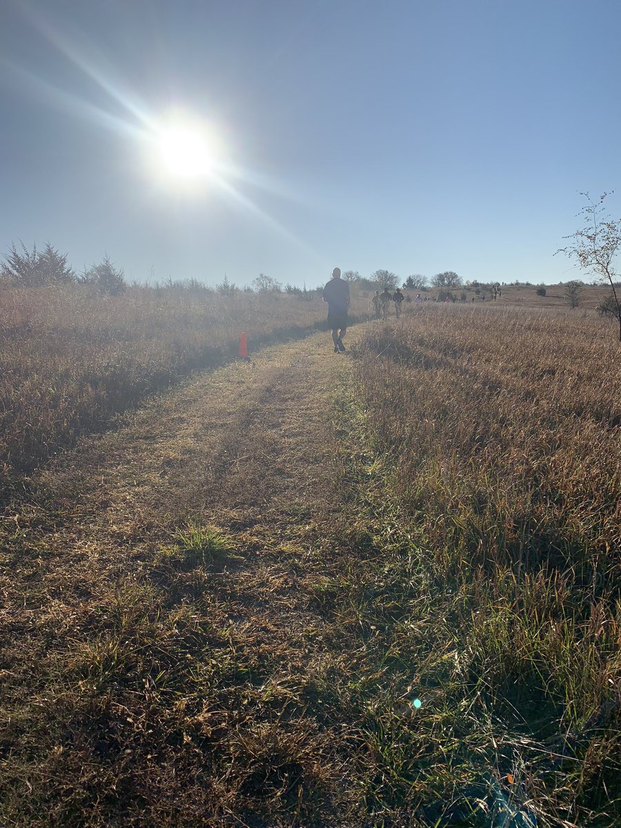 mrsgallesfcs's tweet photo. Half Marathon #6 and my absolute favorite. Challenging, off road and gorgeous!!! Any half after this will be hard to top. #halfmarathon #therunchat #trainwithhal @higdonmarathon #offroadrunning https://t.co/FUN9gVWXfG