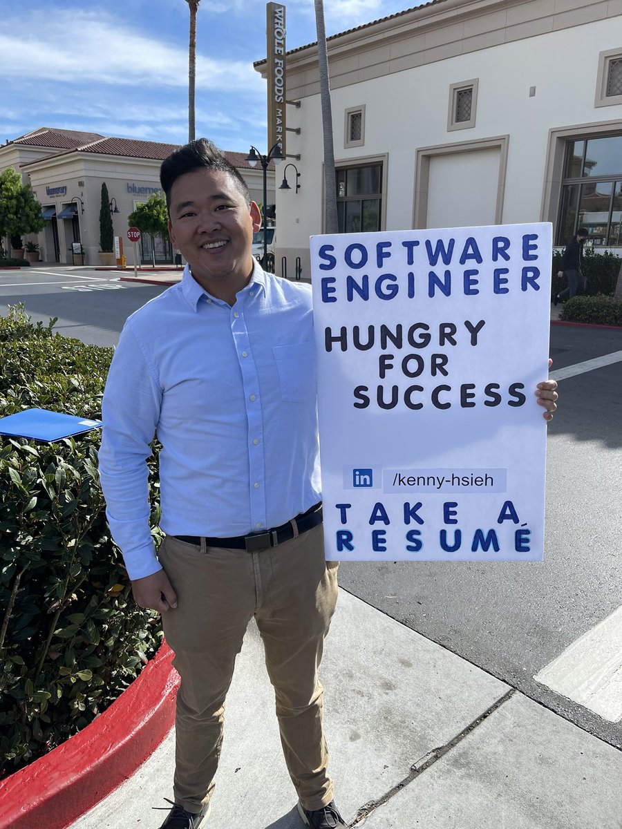 thetonymedina's tweet photo. If anyone is #hiring a #SoftwareEngineer, I just came across this guy whoโs obviously dedicated and hungry to be successful. Please retweet and letโs get this guy a job! #whoshiring #JobSeekers #engineer #helpingstrangers https://t.co/s7ISSMhMIq