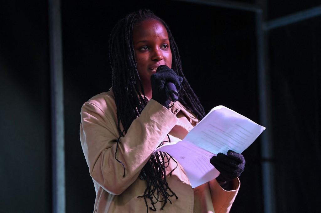 "Limiting temperature rises to 1.5C is not enough for African countries," Uganda’s Vanessa Nakate tells climate demonstrators at #COP26.

“1.2C is already hell for us. It’s already destruction. It’s already suffering. It’s already disaster."
 bit.ly/3mObJDx