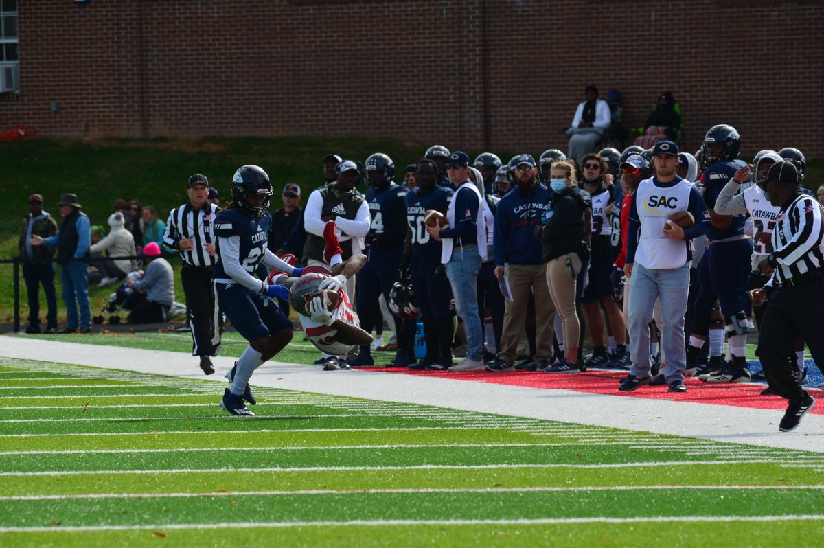 UVAWiseCavs's tweet photo. Words can’t describe @UVWiseFootball’s Devin Heckstall’s catch but these pictures can.

Simply Elite

#GoCavsGo l #IgnitedWeStand https://t.co/AWaW0XaNX8