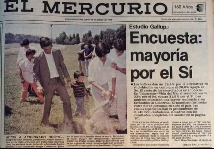 AFPModelo2's tweet photo. Desweónese y deje de creer en las encuestas, recuerde que -según El Mercurio- el '88 ganaba el SÍ
#CuartoRetiroAhora #ColoColo #vamosColoColo https://t.co/GWQLT38LOJ