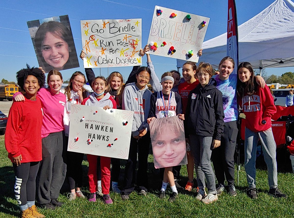 Hawken_XC's tweet photo. Congratulations Brielle! 14th place in Div 2 All-Ohio finish in a time of 18:46.4! Way to go!!! Go Hawks. @HawkenAthletics https://t.co/qY6fAPwNyb