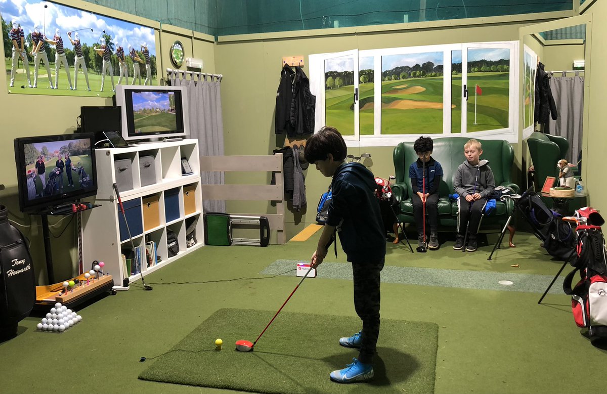 TonyHowarthgolf tweet media