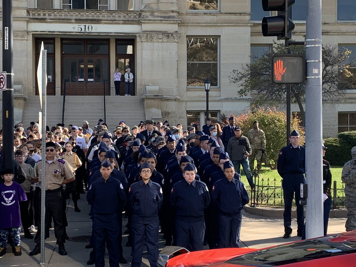 wh_afjrotc's tweet photo. Veterans Day Parade 2021 https://t.co/hcPgoQLY21