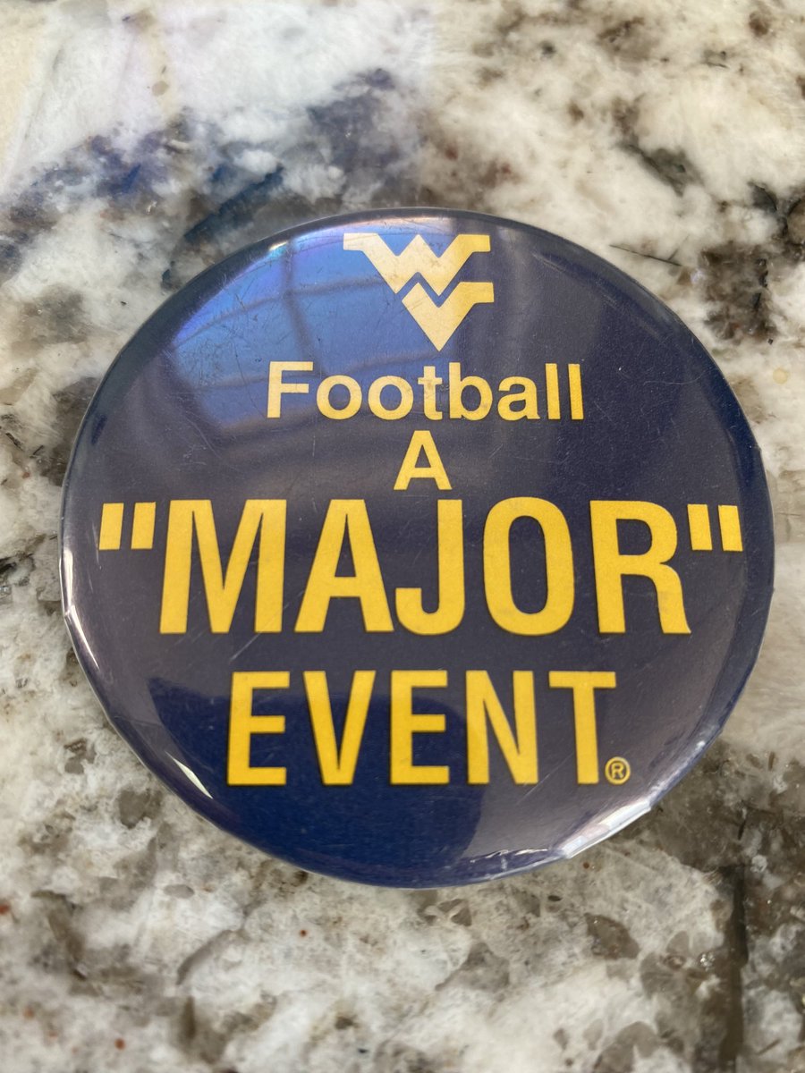 WJesse_Forbes's tweet photo. Great to see WVU retiring Major Harris’ #9 today.  This is a little throwback from when he took us to the edge of the National Championship! ⁦Let’s Go Mountaineers! ⁦⁦@WVUfootball⁩ ⁦@WVUSports⁩ ⁦@TonyCaridi⁩ https://t.co/snB1xBPDT0
