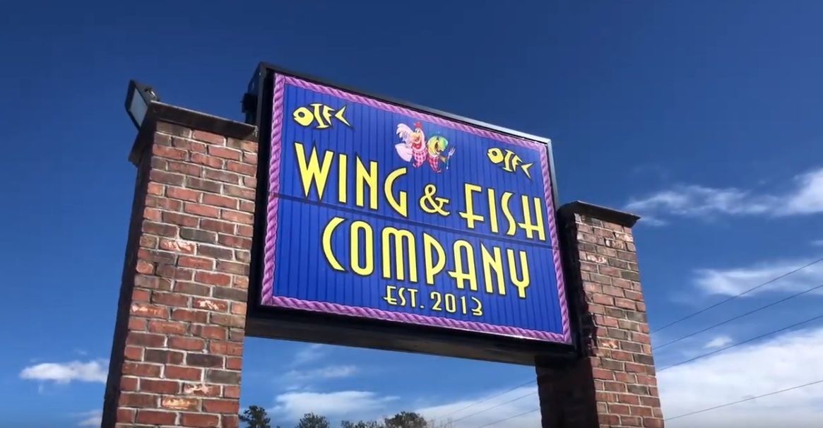 sunsetbeachnews's tweet photo. Think about Wing & Fish tonight for football watching in Shallotte. https://t.co/LQiSavlxT1 #wingandFish #DalyFish #DalyFishPodcast #JohnDaly #EricSnyder #SportsTalk #entertainment #LasVegas #MyrtleBeach #SchmuckoftheWeek #WhoseGotSwag #hardline #sportsbetting #ShallotteNC https://t.co/QYxYKcPAmK