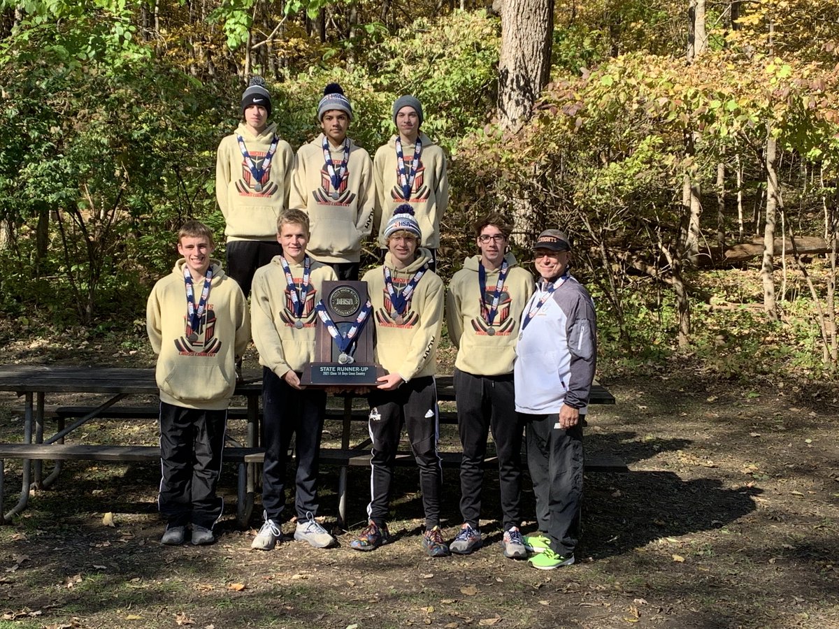 Here is your 1A State Runner up cross country team!  Great job everyone!  Great season!  #GoKnights