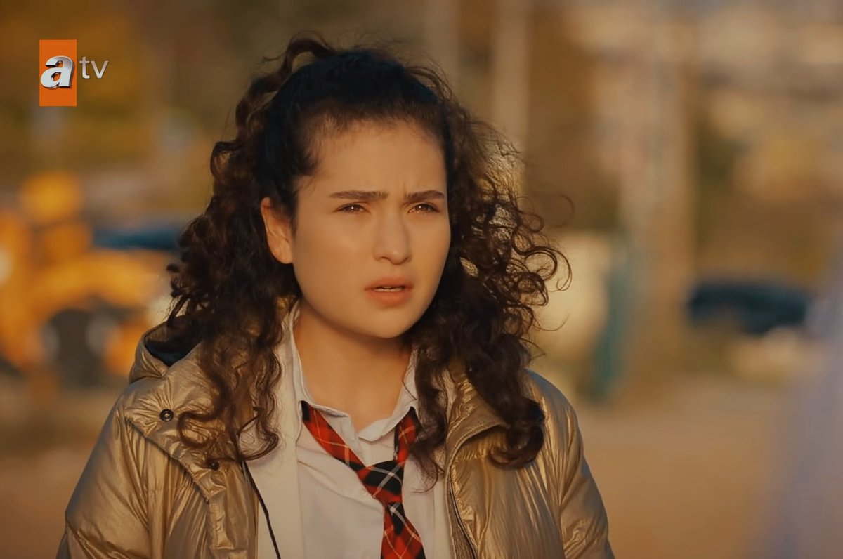 recmelcii's tweet photo. Aybikenin iyi misin dediğinde direk Berke bakması #AyBer #hesaplasmavakti #RecMel https://t.co/IgfSb7Geqb