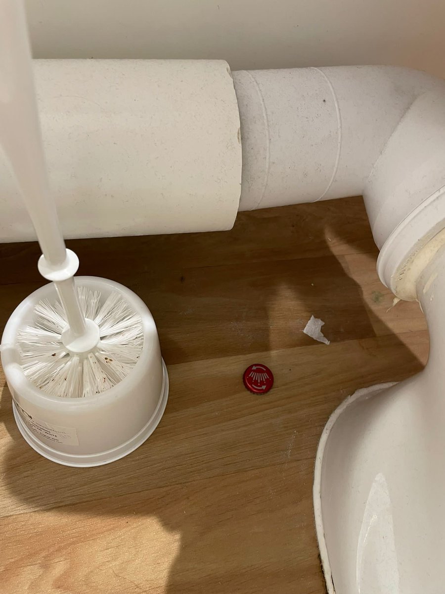 E_lowe87's tweet image. Disgusting service from @Butlins Our room was absolutely awful on arrival. Made a formal complaint and was advised that we would receive a response within 35 days but that didn’t happen. Time to take the complaint to the next step. Never stay at Butlins Minehead!!!