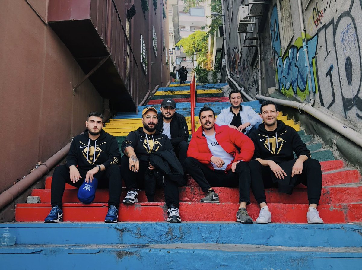 #STORMISCOMING⚡️