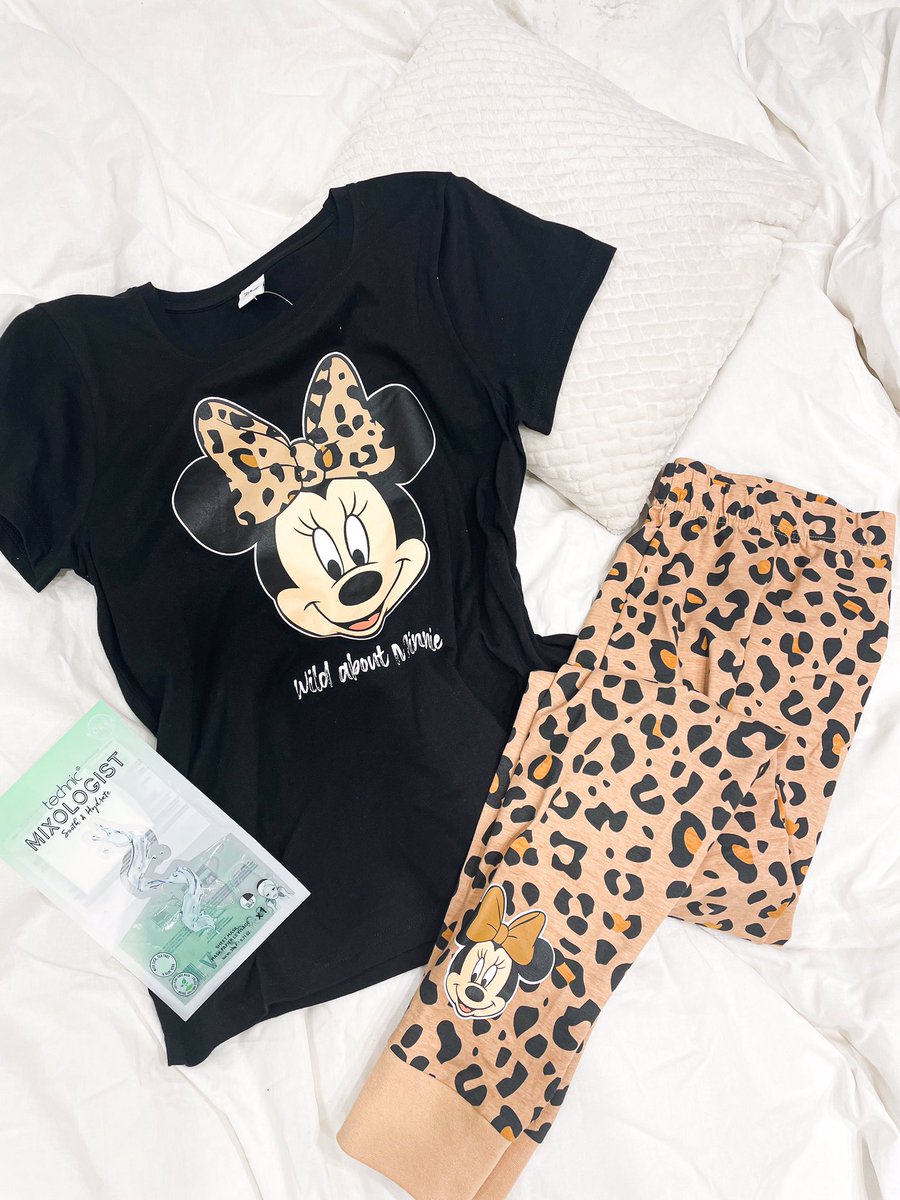 peacocks's tweet photo. Preparing for those cosy nights in!
PJβs β
Beauty face mask β
Comment below what we are missing for a cosy night in π
π mini me set coming soon! β€οΈ
#mypeacocks #minniepjs #disneypjs #mydisney #cosynightsin https://t.co/5BLauAPjVL