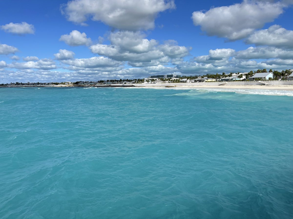 CruiseRadio's tweet image. Turned out to be a nice day at Bimini aboard @HALcruises Rotterdam. Resorts World Beach Club was closed so I ran three miles and walked down to the Hilton to use the ATM. Big day. #cruise #HALCruises