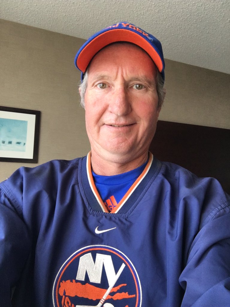billydie's tweet photo. Pumped for the game tonight. Reping in the Peg for the first time. Let’s go Isles #Isles https://t.co/WP4f2OY05z