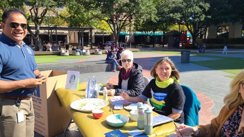 FBC_Judge's tweet photo. It is a beautiful 🌞day for a Throw-a-Thon bowl-making event today.
Judge George enjoyed learning the skills it takes to make the perfect bowl at the East Fort Bend Human Needs Ministry, Inc. event held at @SLTownSquare Land Town Square! #throwathon #bowlmaking #sugarland https://t.co/f4uM36MIPr