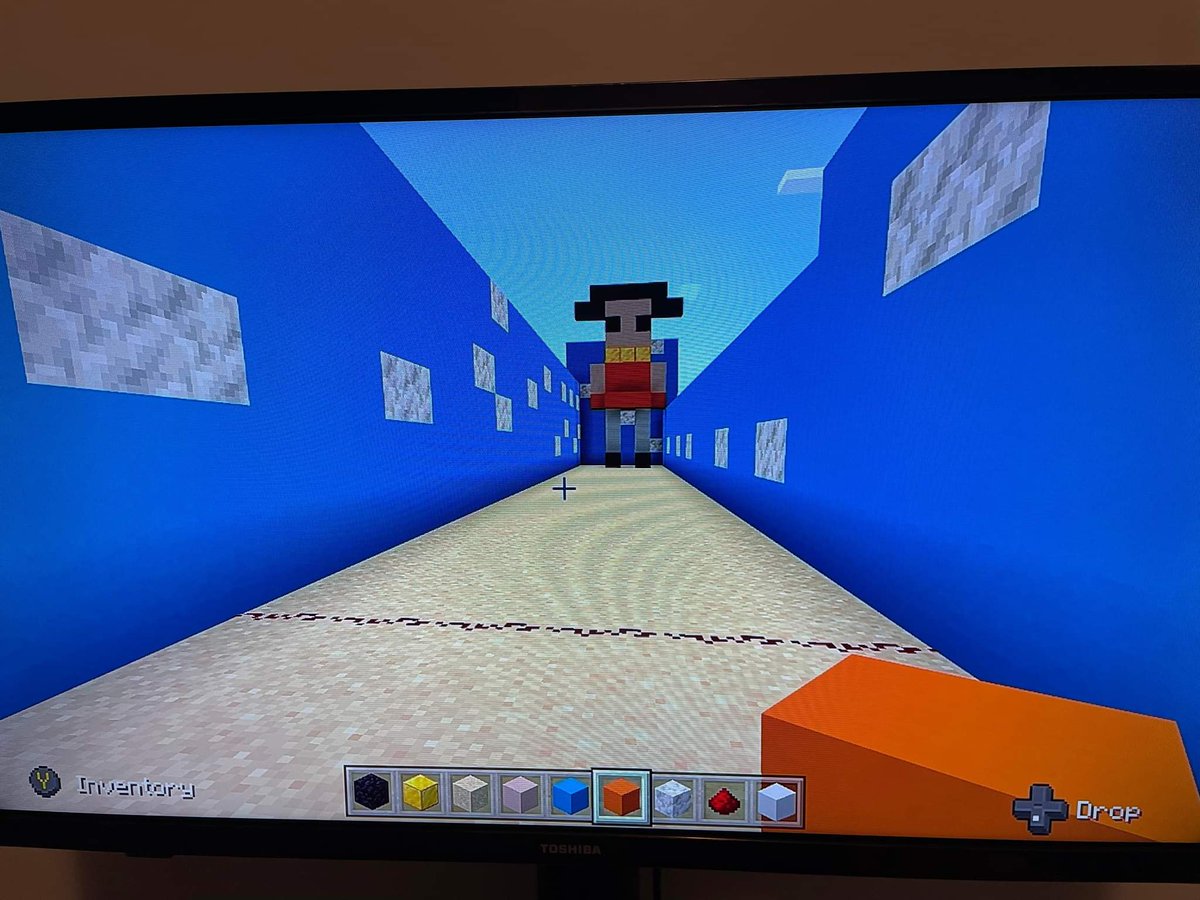 ClemmysChannel's tweet photo. Look what I did in Minecraft! Red light! Green light! https://t.co/vp8PpC5BaD